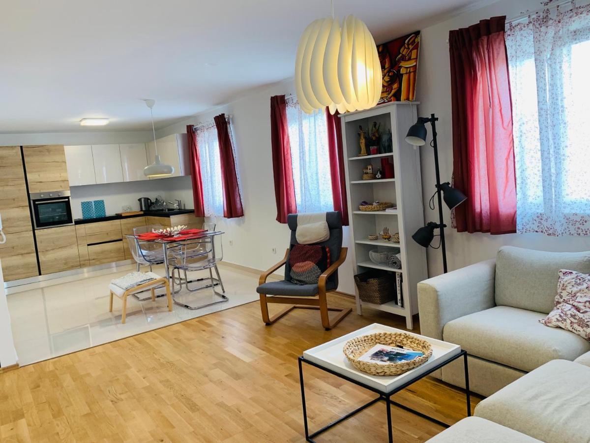 Apartman Marley Appartamento Kostrena Esterno foto